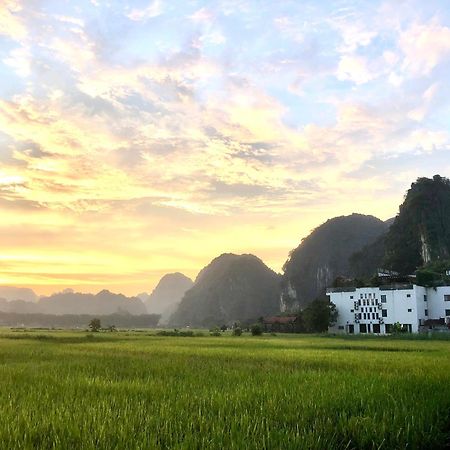 Liberty Hall Tam Coc Hotel & Villa Ninh Binh Eksteriør billede
